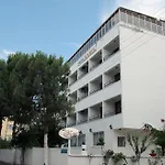 מלון Kamil 3*